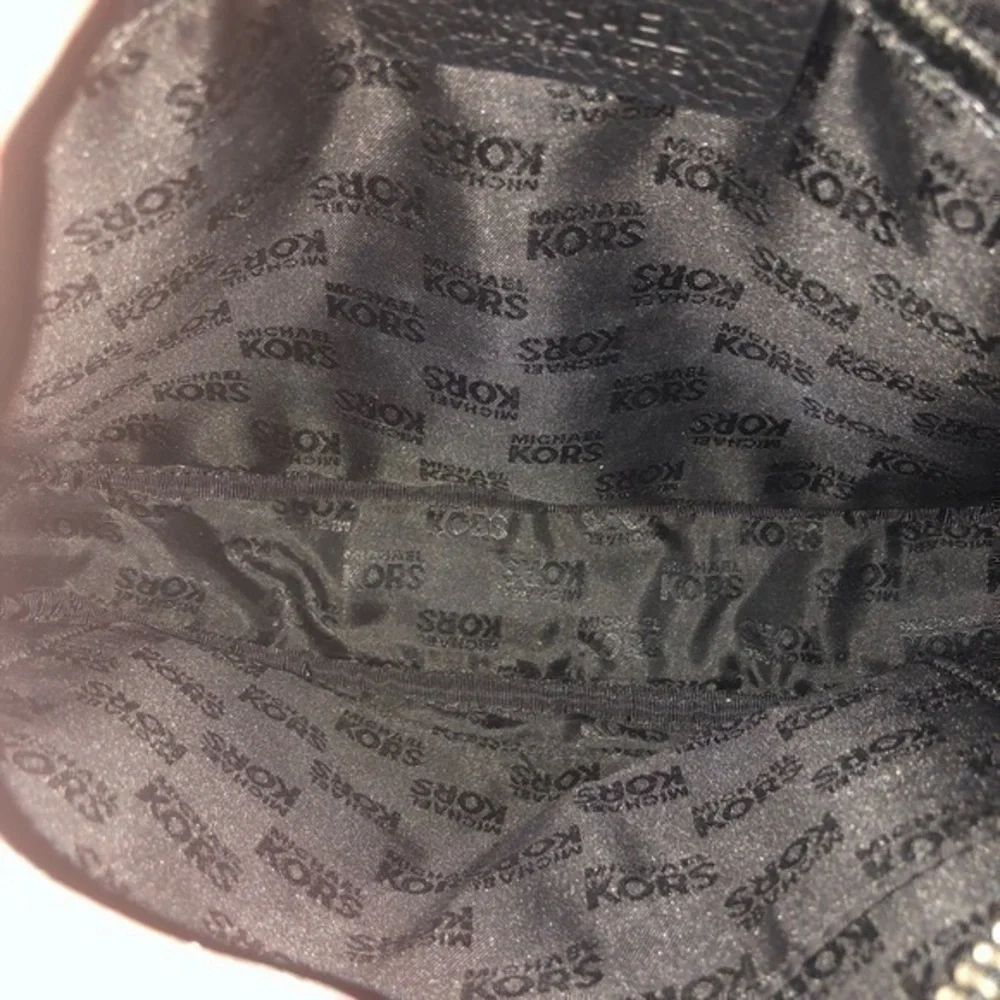 Michael kors black leather crossbody messenger bag